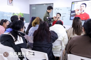 厦门化妆培训学校三大名校是哪些？